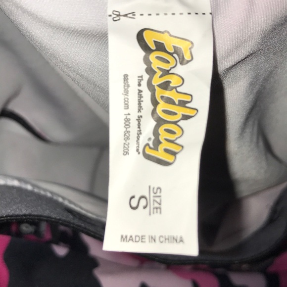 Women’s Capri leggings , size SMALL, brand new - Picture 2 of 3